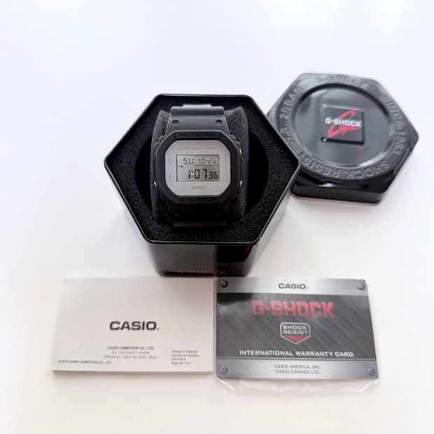 지샥 DW-5600LCU(화이트)