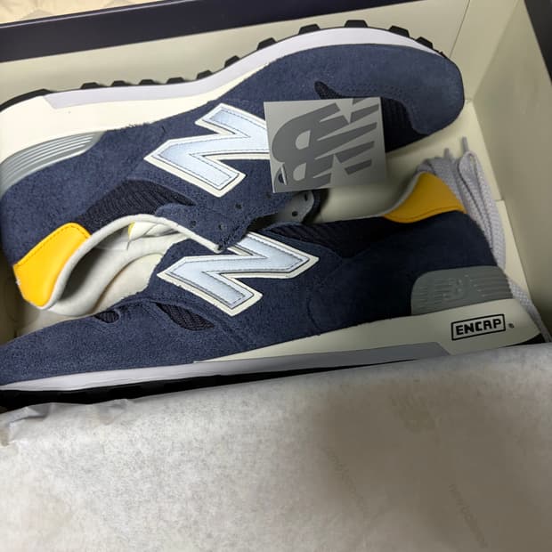 에임레온도르 뉴발란스 1300 네이비 / 265 