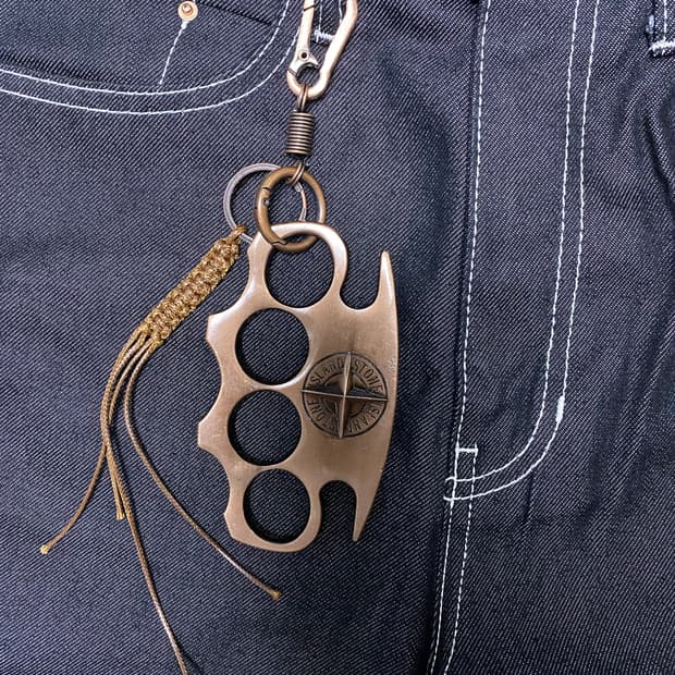 스톤 너클 키링