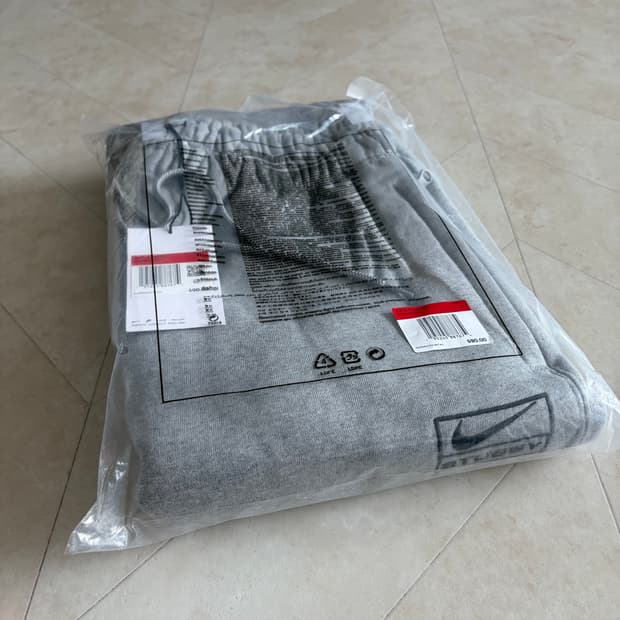 새상품(L)나이키x스투시 NRG 플리스 트레이닝 팬츠 다크 그레이 헤더