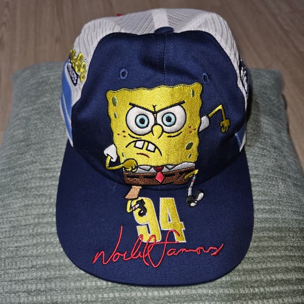 스펀지밥 슈프림 트러커 모자