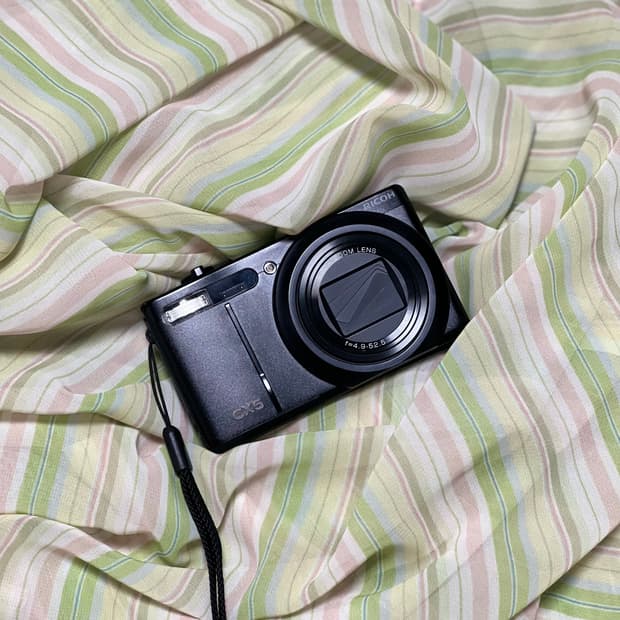 Ricoh CX5