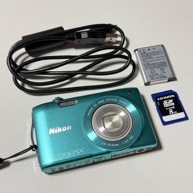 사나 디카 레어 색상 니콘 쿨픽스 s3300