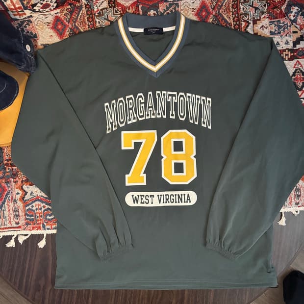 Back Number nylon pullover