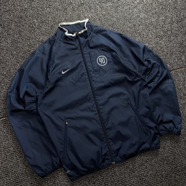 나이키 토탈 90 올드스쿨 박시핏 바람막이 1643