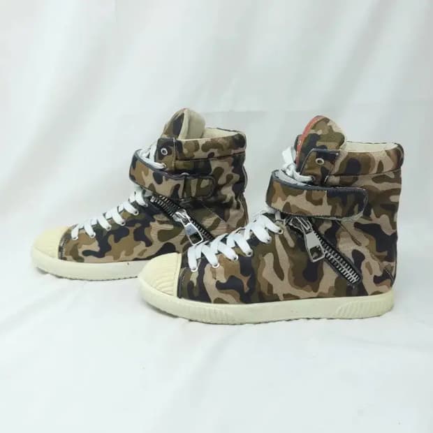 프라다 더블지퍼 하이탑 스니커즈 운동화 240