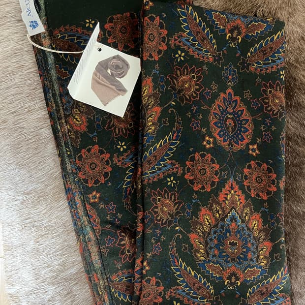 아큐리 페이즐리 스카프