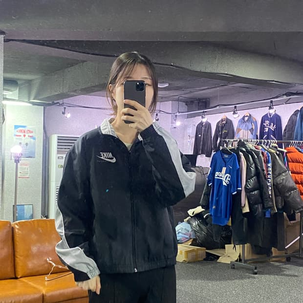 나이키 퓨추라 백포인트 바람막이 B3179