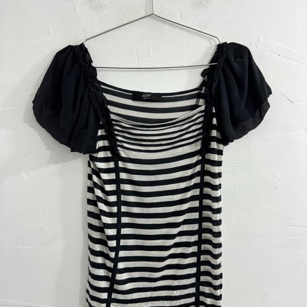 salotto stripe design top