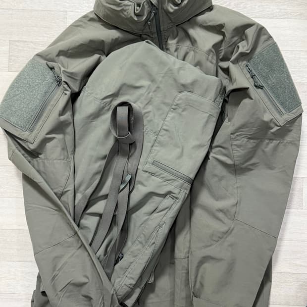 파타고니아 Mars Level 5 military Soft Shell