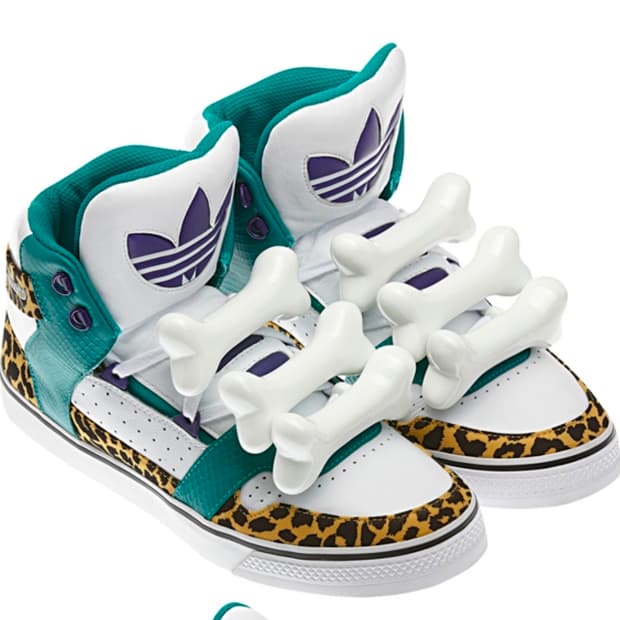 (구해요) 아디다스 제레미스캇 본즈 250-255