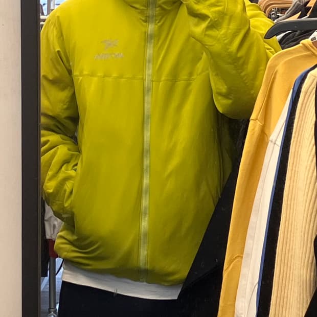 아크테릭스 아톰 AR후디 레몬