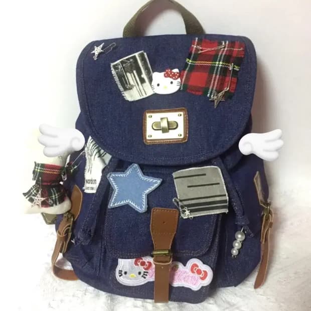 (미개봉) y2k 헬로키티 고전 백팩 빈티지 배낭 가방