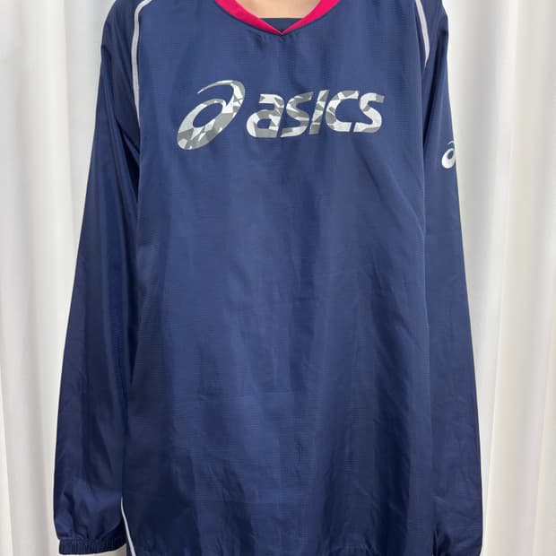 asics logo top