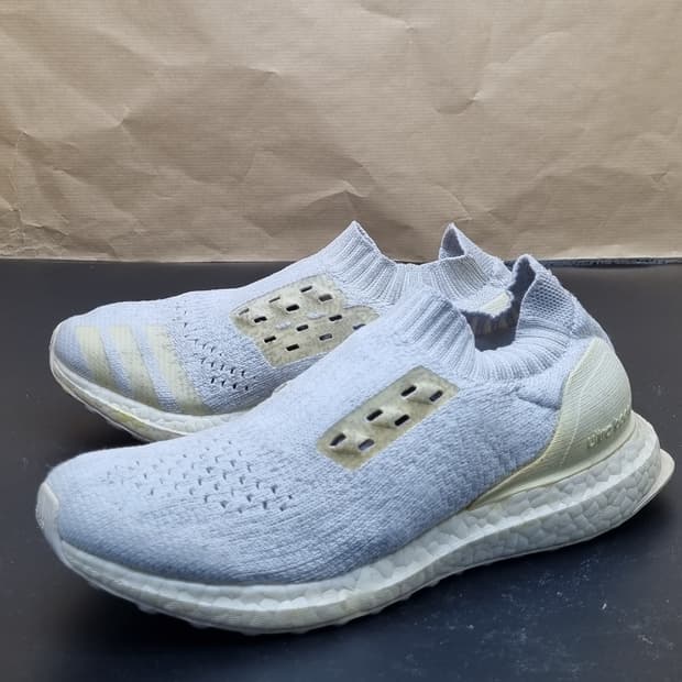 아디다스 울트라부스트 언케이지드 운동화 225