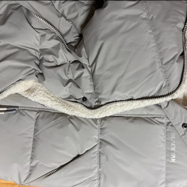 블랙야크 리버시블 패딩/후리스