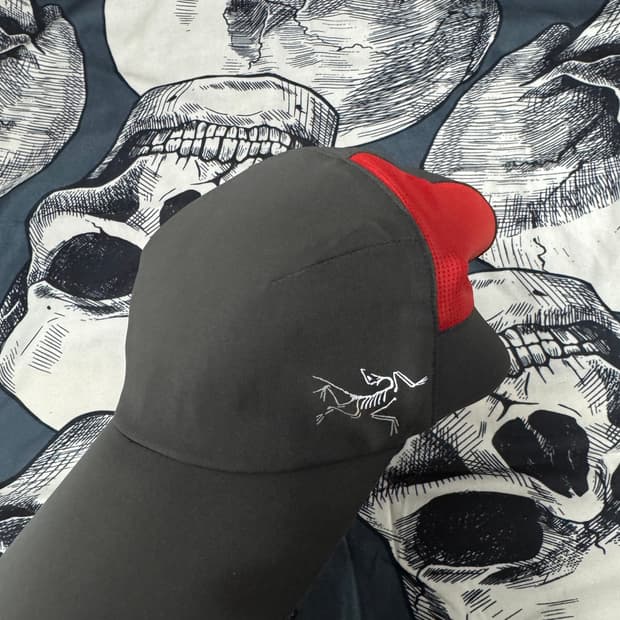 아크테릭스 경량 모자 XL사이즈 
