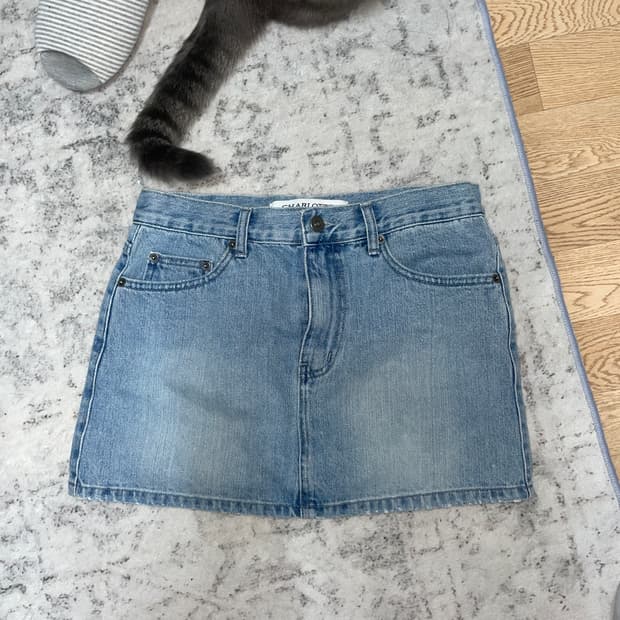 스터드 연청 치마 m사이즈 