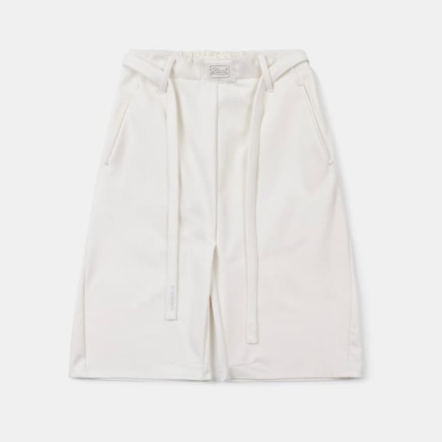 배드블러드 비욘드 캐시 소프트 버뮤다 팬츠 크림 xs