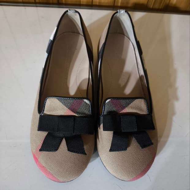 30 버버리 키즈 리본 플랫