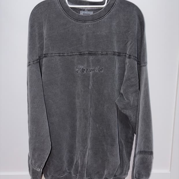 디스이즈네버댓 맨투맨 s사이즈