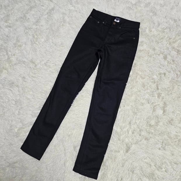 아페쎄(APC) 블랙 스키니진
25 size