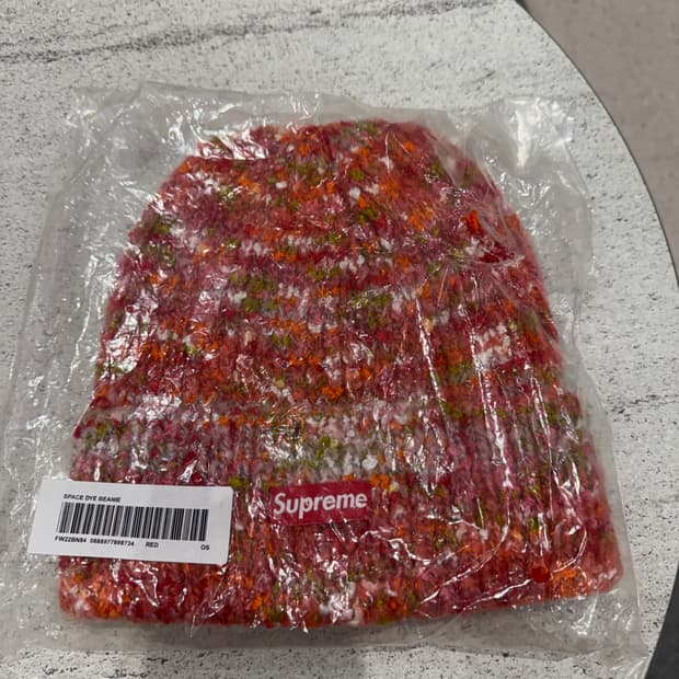 슈프림 스페이스 다이 비니 space dye beanie 레드핑크
