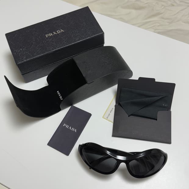 프라다 선글라스 
