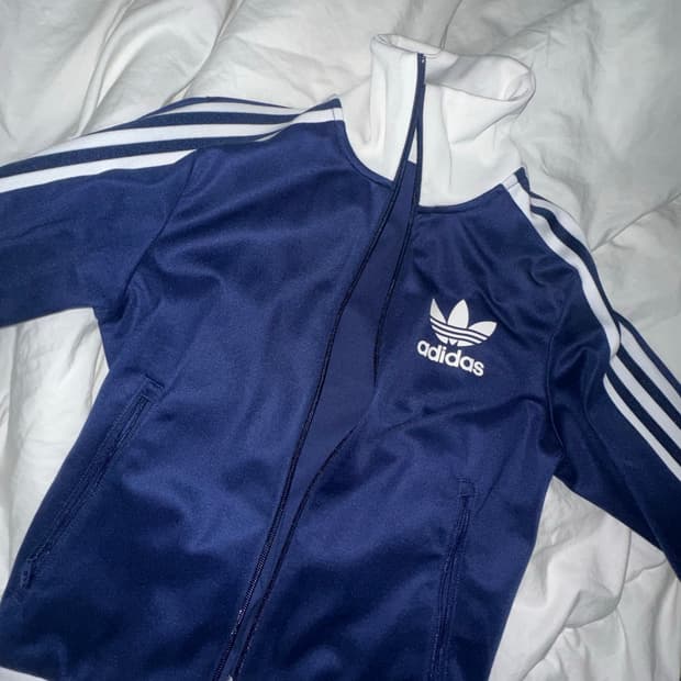 아디다스 오리지널 트랙탑