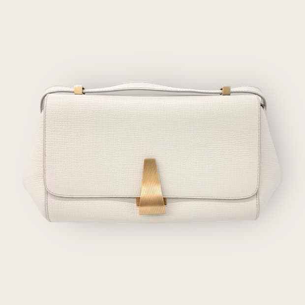 보테가베네타 팔멜라토 BV 카프스킨 앵글백