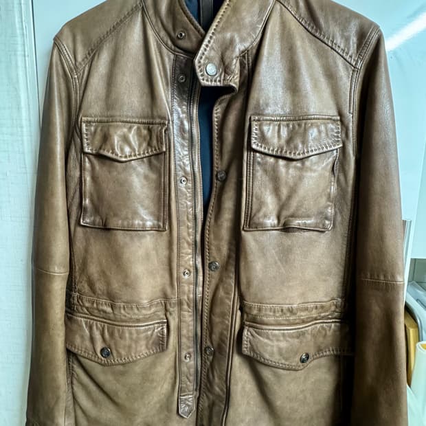 마시모두띠(Massimo Dutti) 남성 가죽 필드 자켓