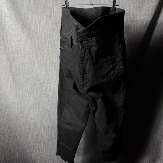 율리우스 커팅 데님블랙진