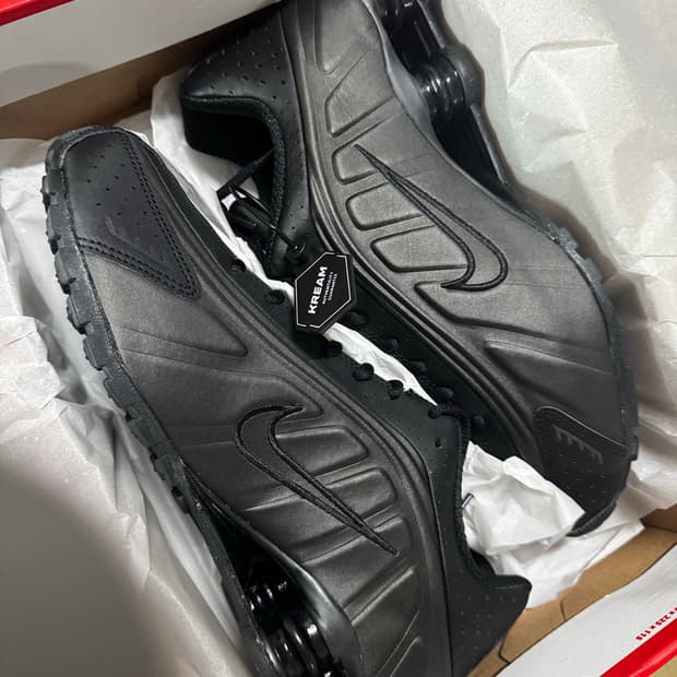 나이키 R4 샥스 블랙 275