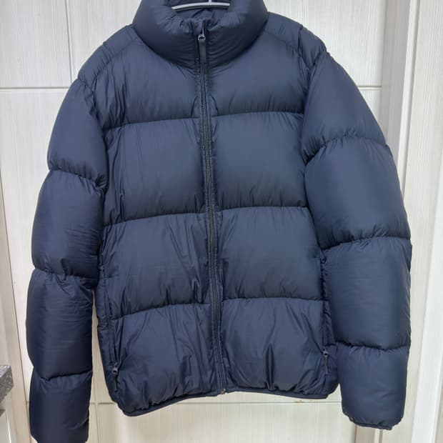 유니클로 U 르메르 울트라 라이트 다운 XL