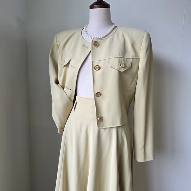 금장 버튼 롱 스커트 셋업