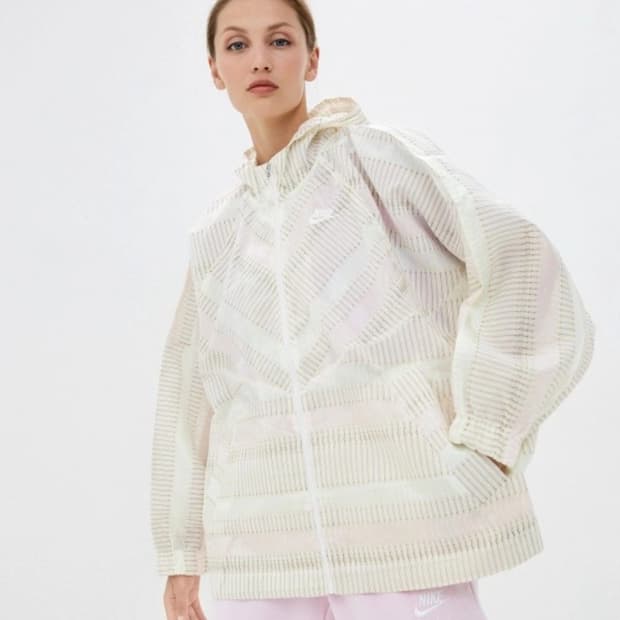 (단종) 나이키 얼스데이 바람막이 