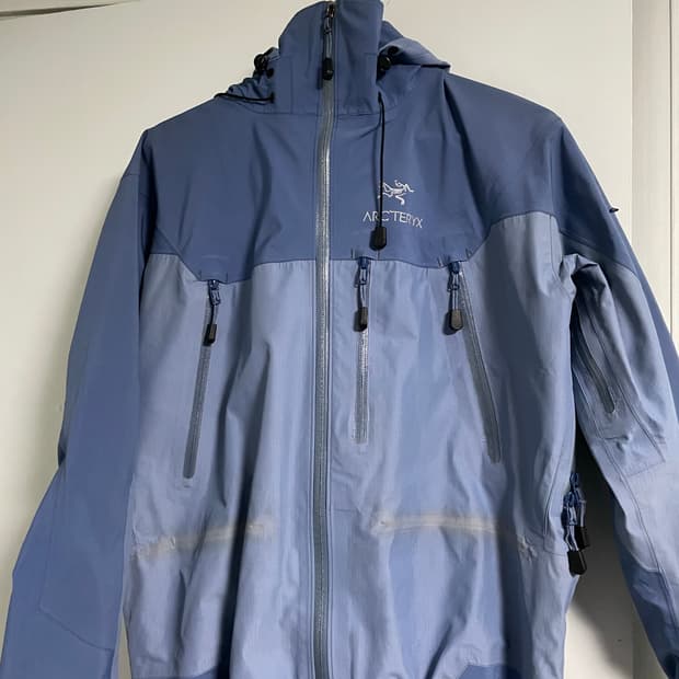 아크테릭스 빈티지 바람막이 M