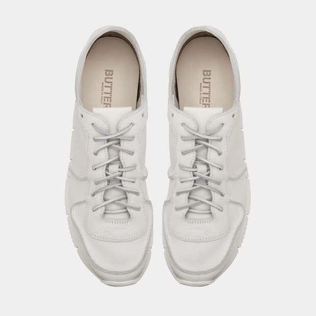 부케로 카레라 40(255-260)