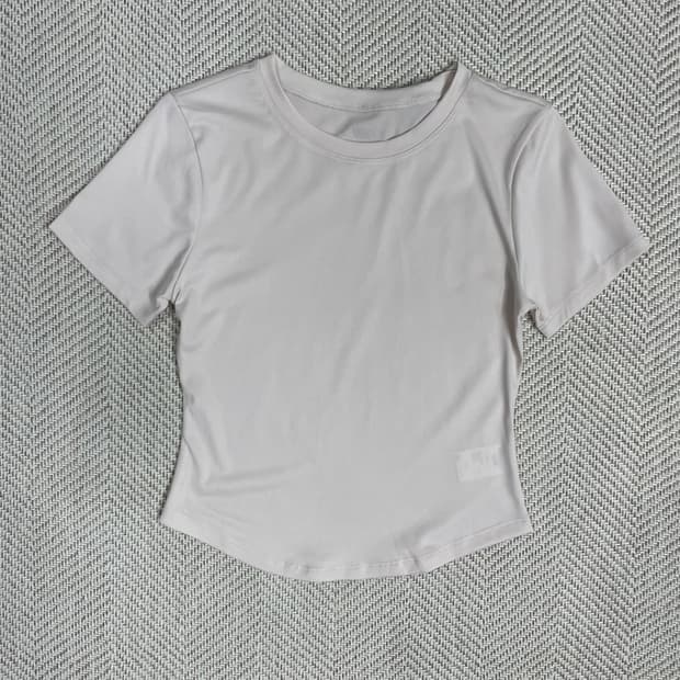 새상품/STL 반팔 크롭티 WM 바닐라슈