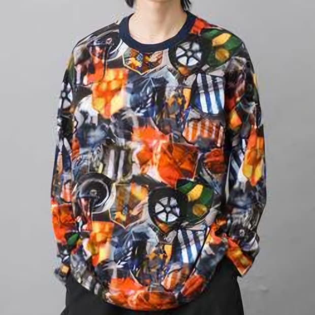 화이트마운티어링 티셔츠