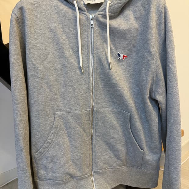 메종키츠네 후드집업