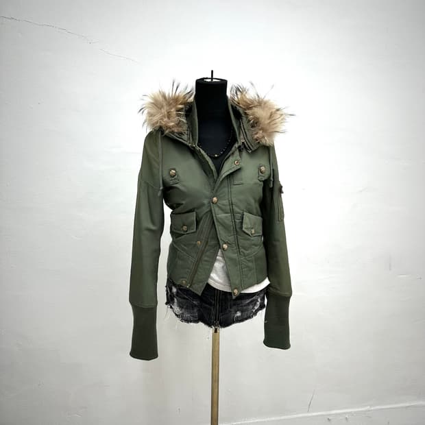 Sly 00’s khaki crop fur jacket