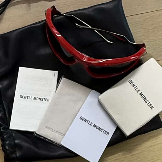 젠틀몬스터 YyyR3 선글라스 판매