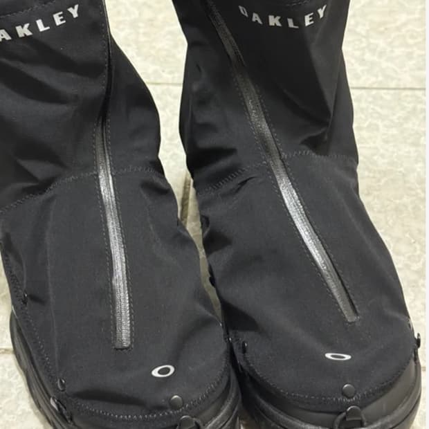 오클리 메르디안 275