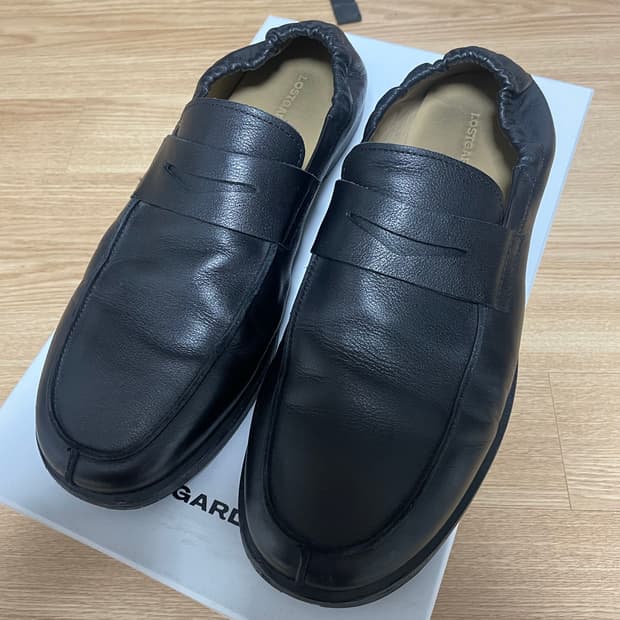 [43] 로스트가든 플랫 로퍼