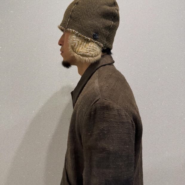 캐피탈 디태처블 이어플랩 비니