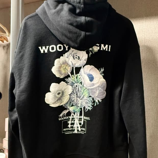우영미 23 FW 플라워 백로고 후드 46사이즈