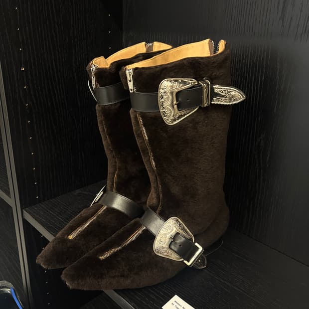 토가 풀라 웨스턴 퍼 부츠