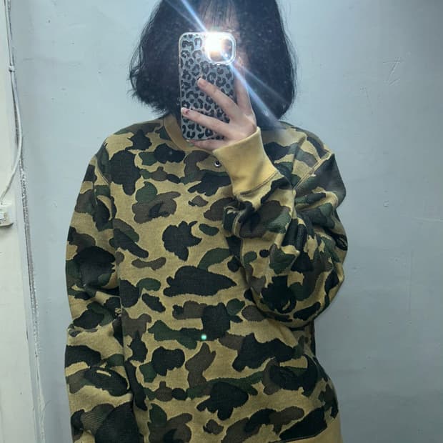 A BATHING APE 베이프 녹계 밀리터리 맨투맨