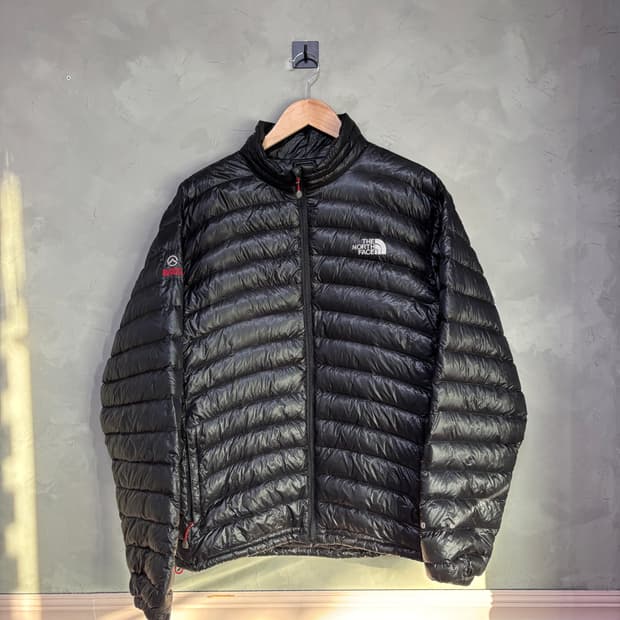 노스페이스 800 써밋 구스다운 경량패딩